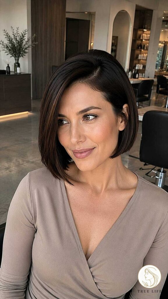 13 Sleek Hairstyles Short Hair That Belong on Your Inspiration Board 1 featured 842