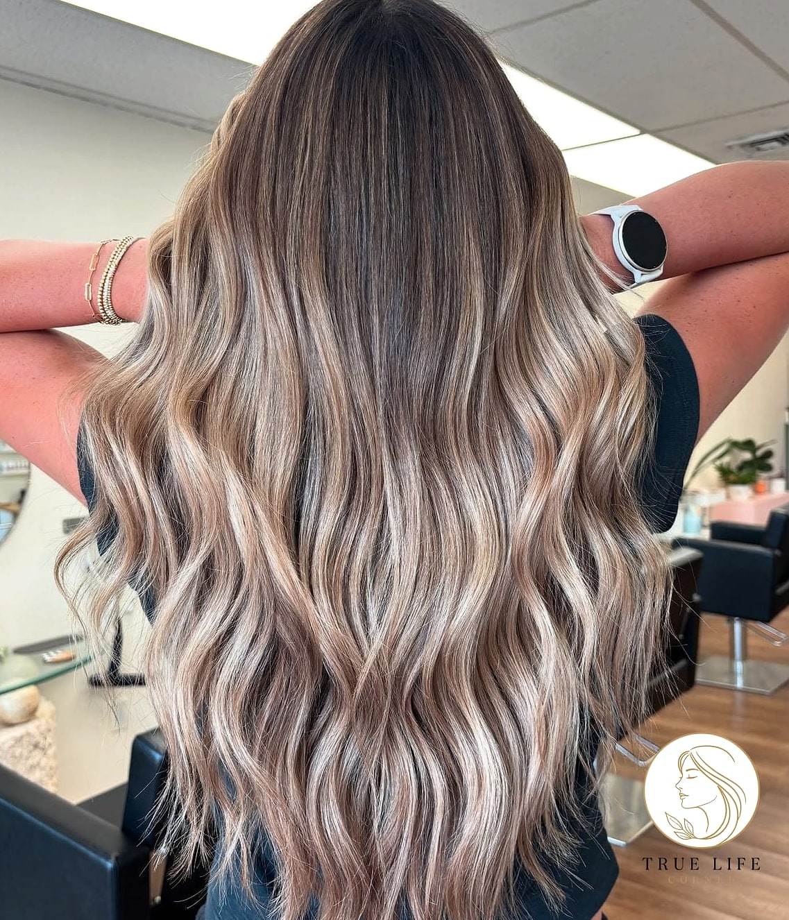 Bronde Balayage with Loose Waves