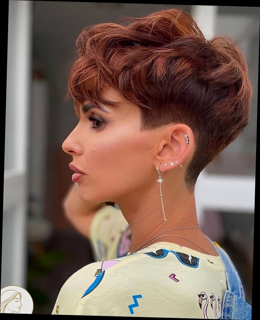 Chic Graduated Pixie Bob Haircut Ideas