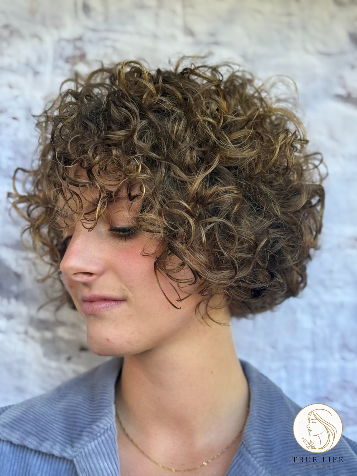 Chin-Length Curly Bob with Sneaky Good Layering