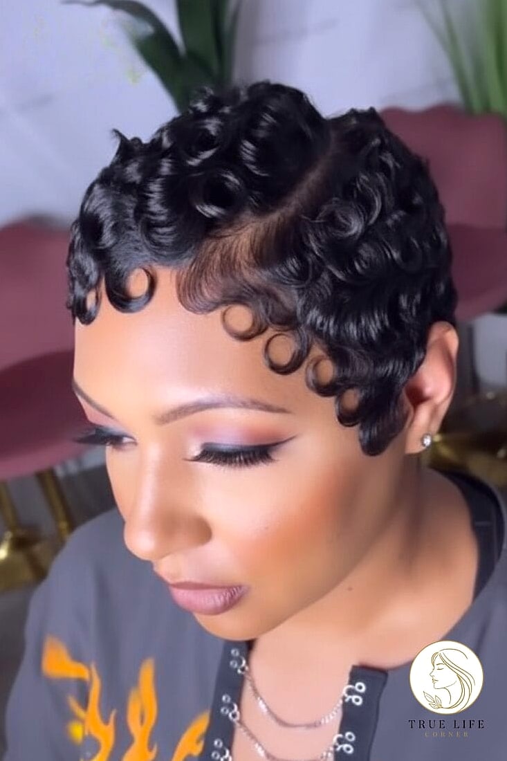 23 Prom Hairstyles For Medium Hair for When You Need a Fresh Change 7 Classic Finger Waves