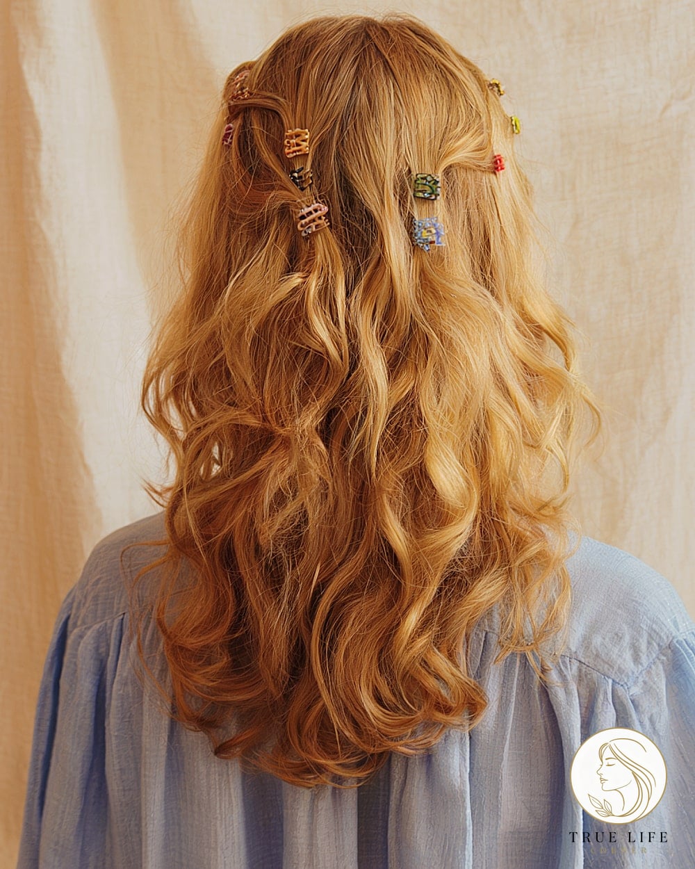 13 Claw Clip Hairstyles Long Hair Ideas You Need to Try Right Now 14 Claw Clip Ponytail with Face-Framing Pieces
