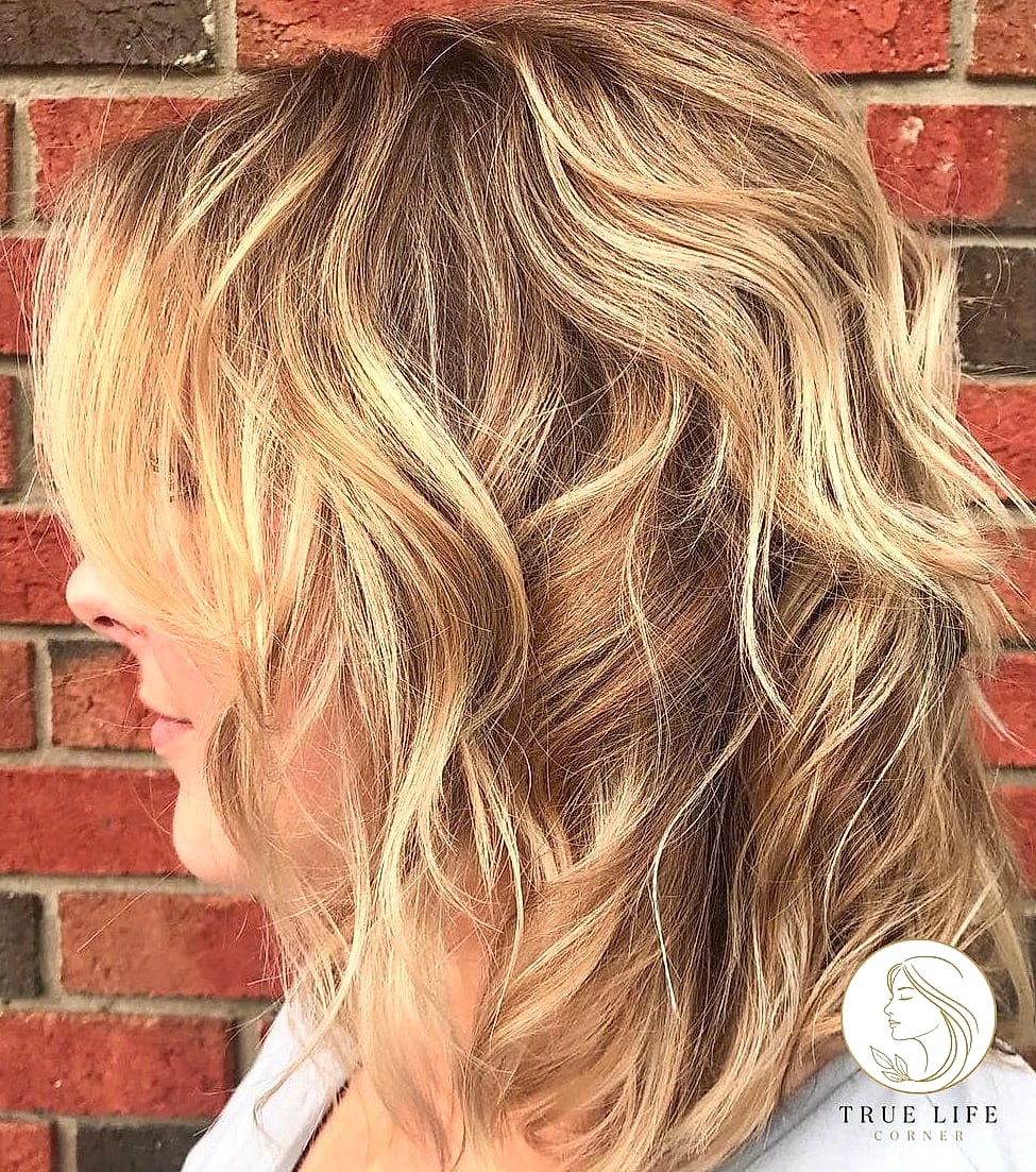 19 Cute Easy Hairstyles For Medium Hair for When You Need a Fresh Change 16 Curly Shag With Layers