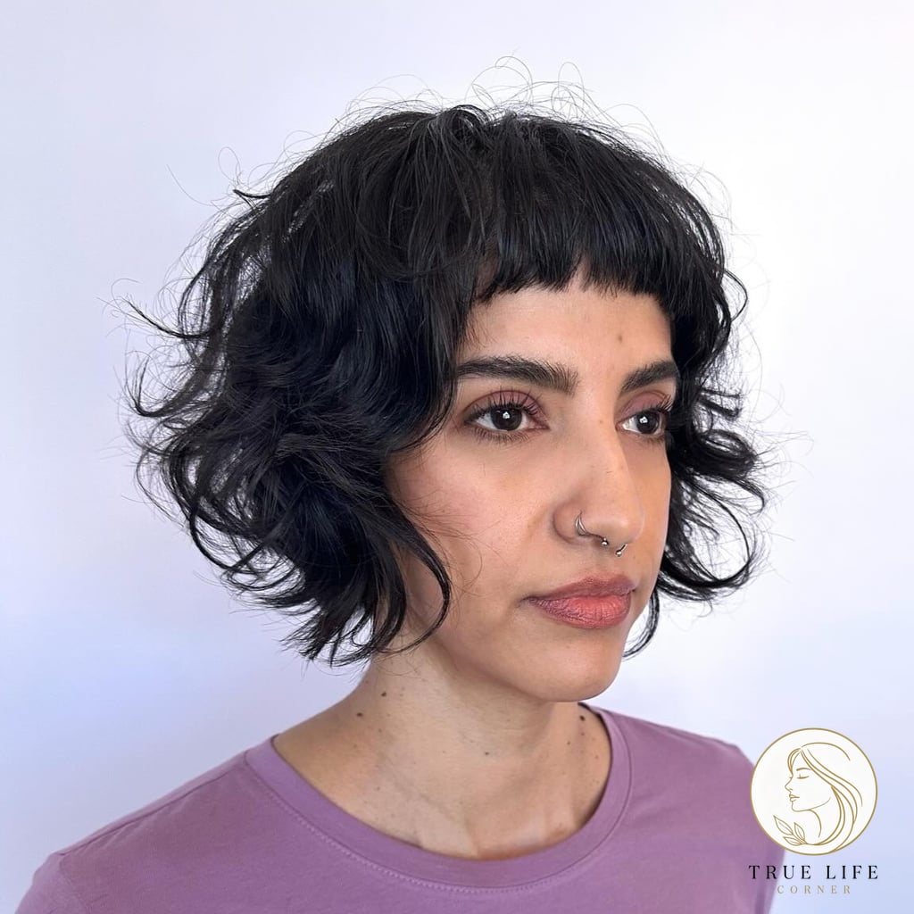 18 Cute Short Hairstyles Inspo That's Giving Us Everything 1 French Bob