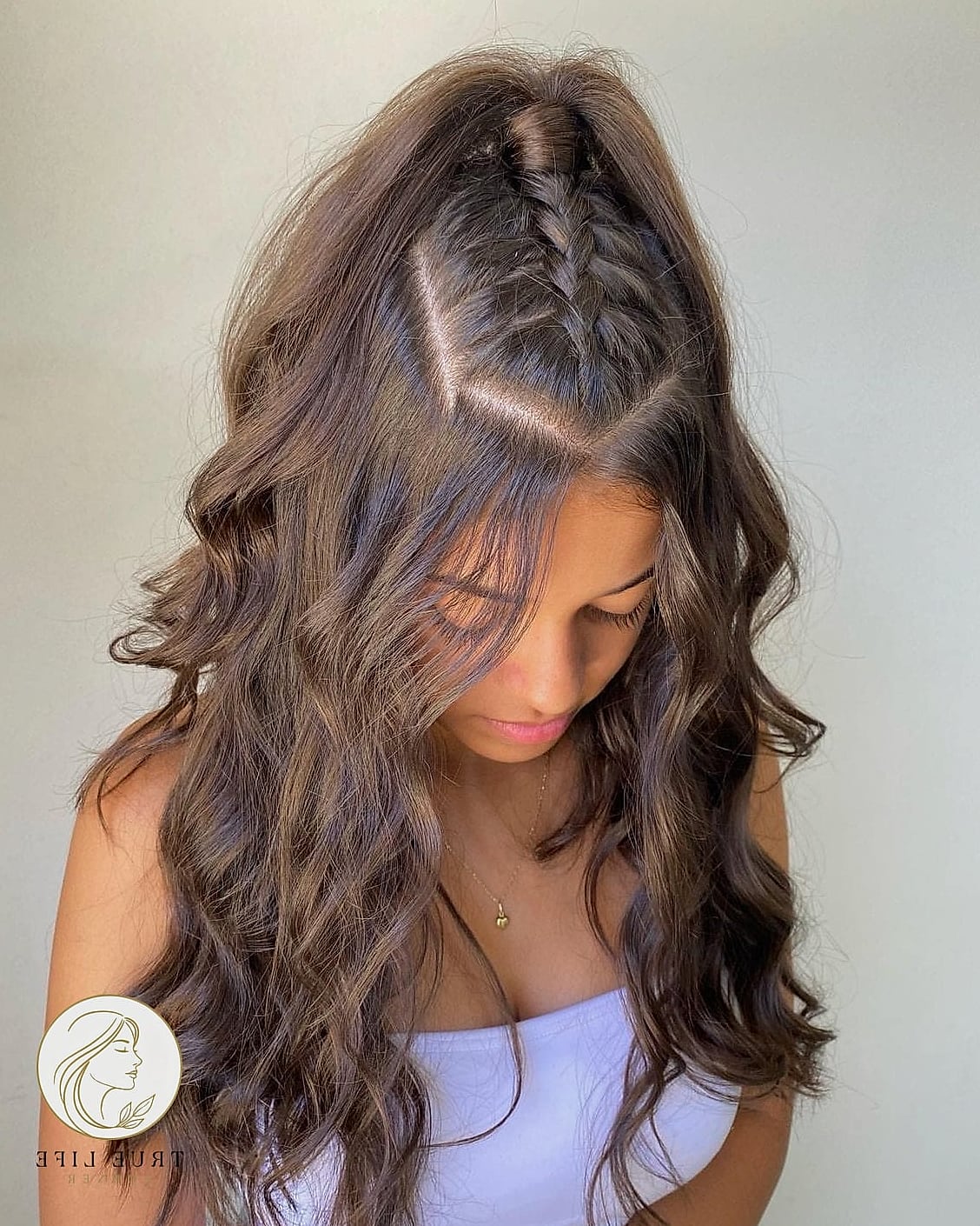 30 Quick Easy Hairstyles For Medium Hair Inspo That's Giving Us Everything 16 Half-Up Braided Pigtails