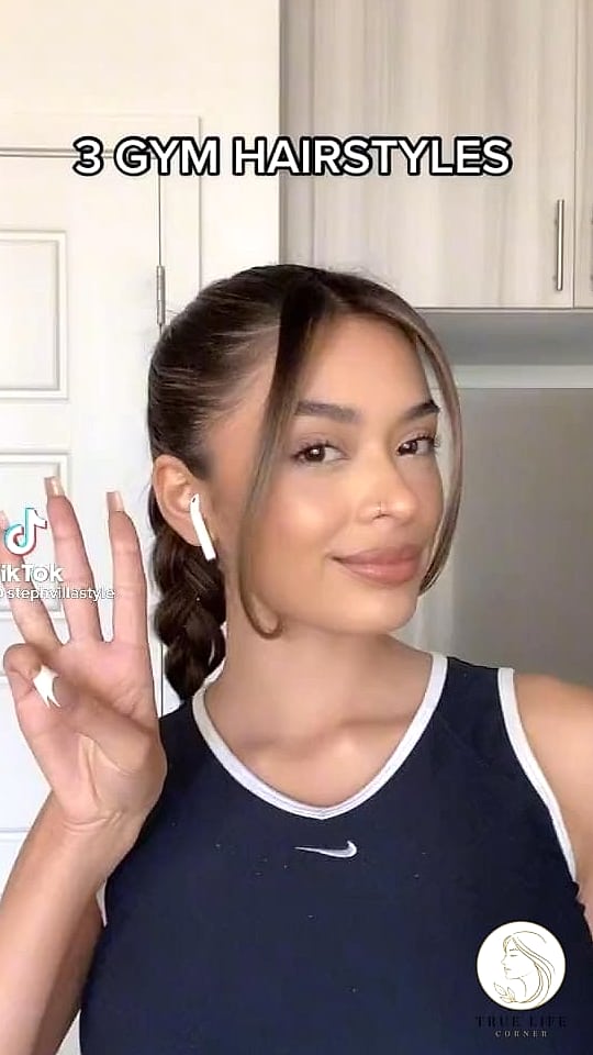 27 Gym Hairstyles For Long Hair Inspo That's Giving Us Everything 10 High Bubble Ponytail