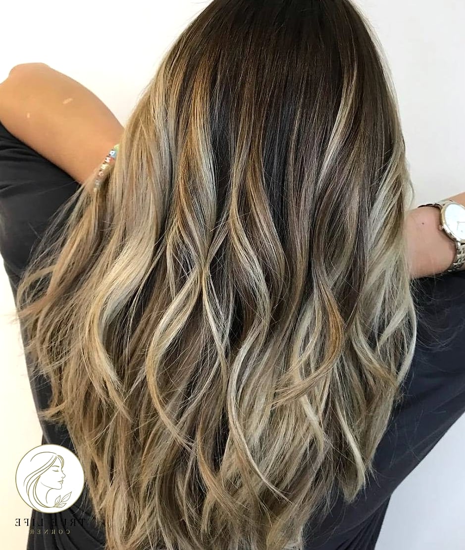 20 Summer Hairstyles For Long Hair That Are Trending on Pinterest This Week 18 Long Hair With Balayage And Beachy Ends