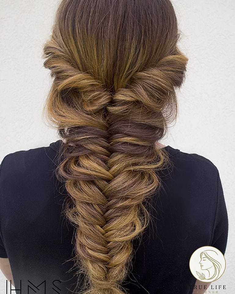 30 Hairstyles For Short Curly Hair for the Ultimate Glow Up 10 Loose Fishtail Braid