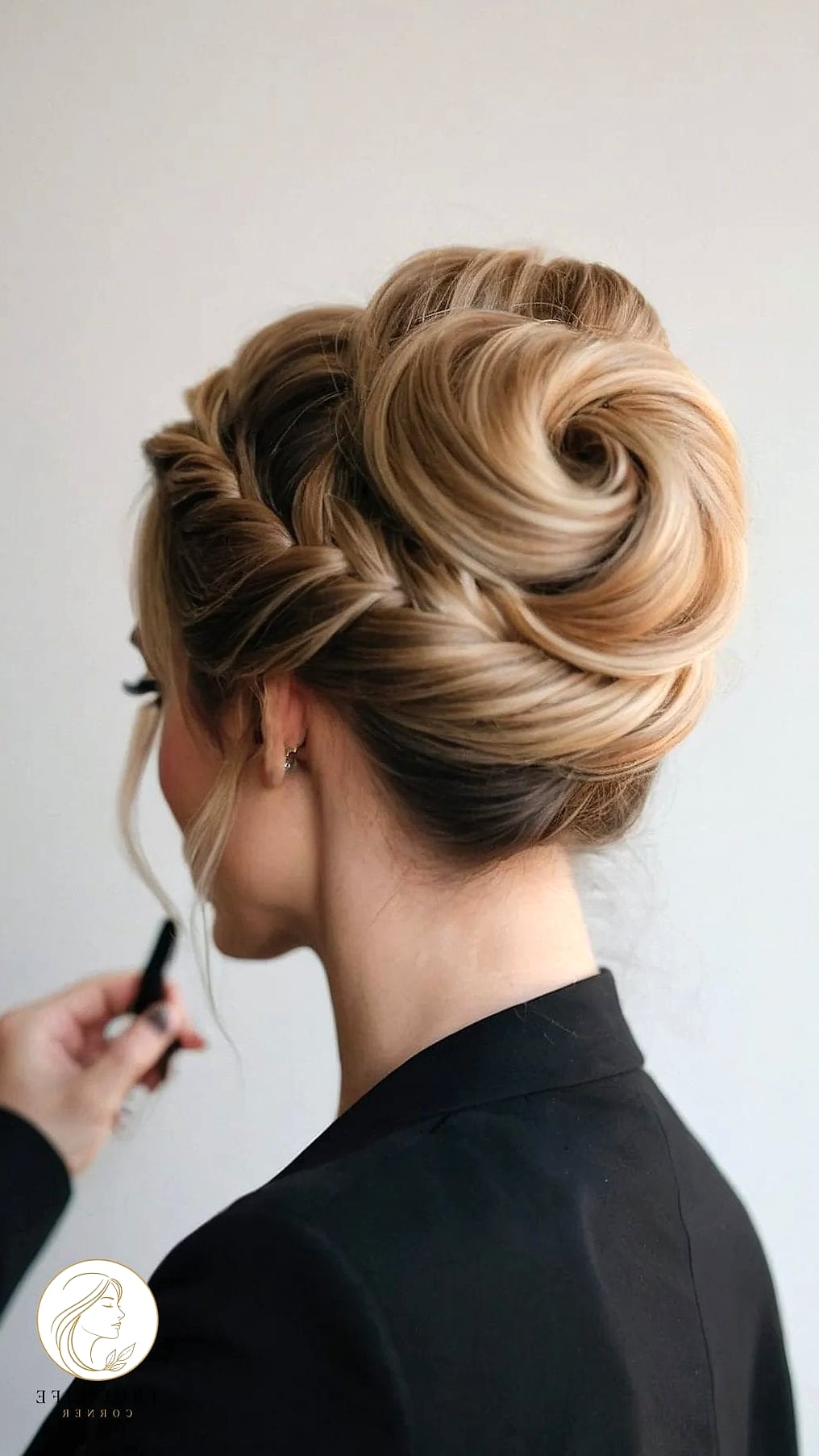 21 Quick Hairstyles For Long Hair to Transform Your Look Instantly 22 Loose French Twist
