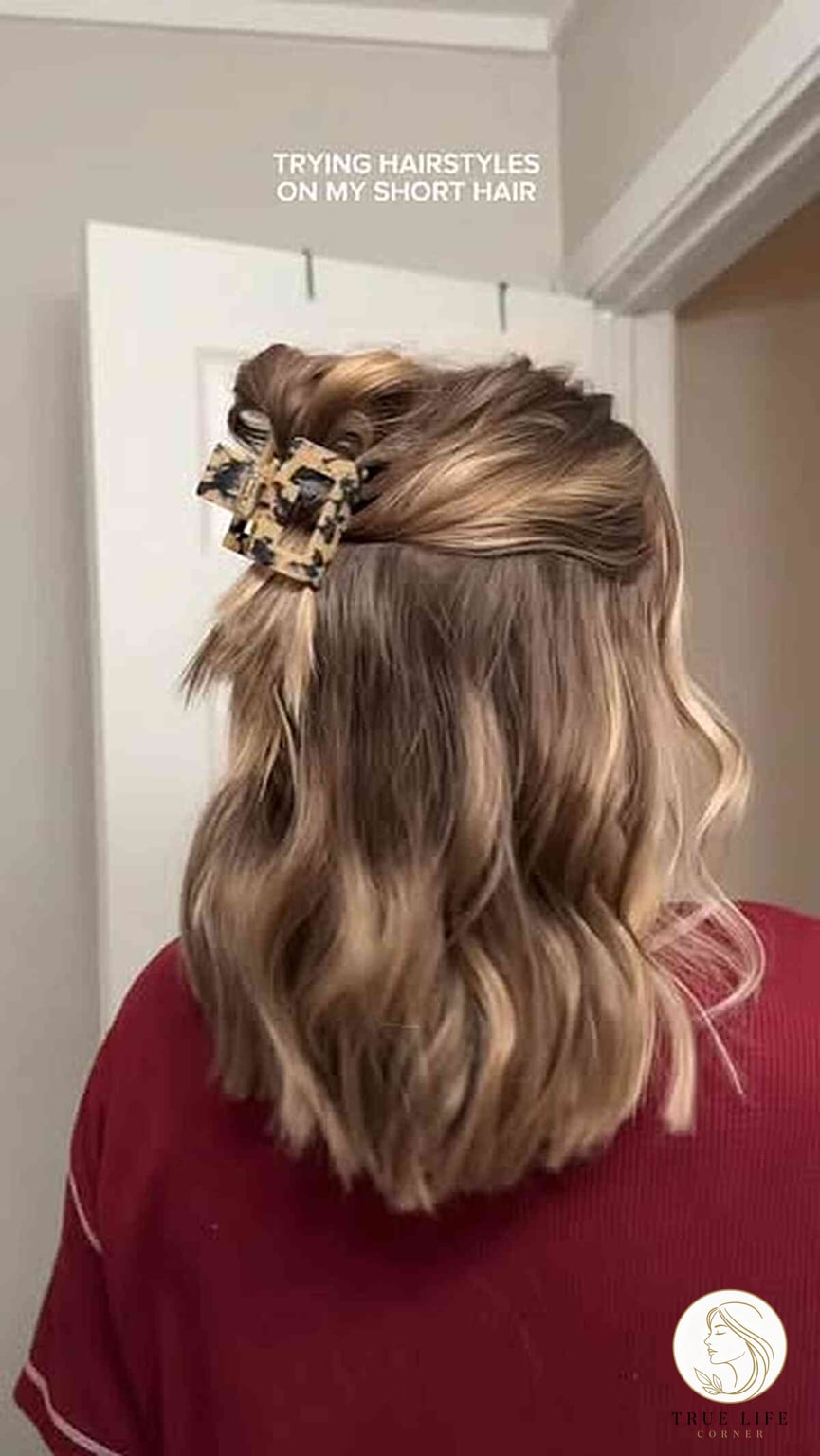 13 Claw Clip Hairstyles Long Hair Ideas You Need to Try Right Now 11 Low Claw Clip Bun for an Effortless Look