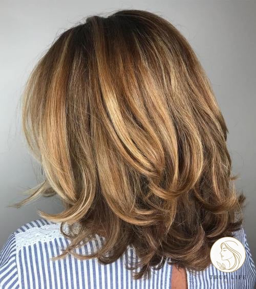 25 Hairstyles For Medium Length Hair With Layers That Are Trending on Pinterest This Week 3 Medium Cut with Flipped Up Layers