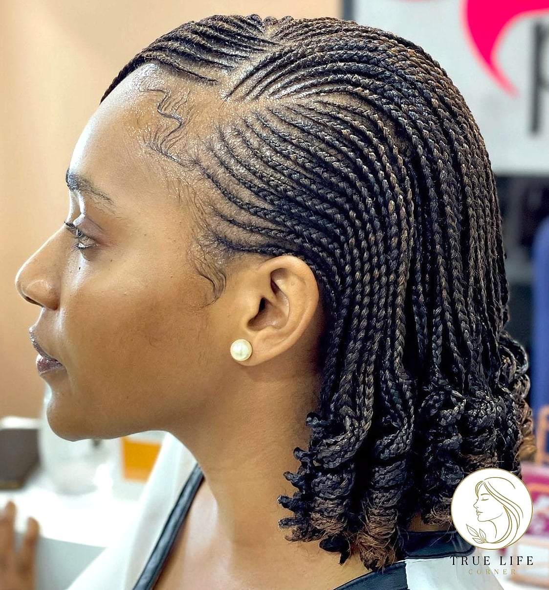 30 Quick Easy Hairstyles For Medium Hair Inspo That's Giving Us Everything 26 Micro Braid Accents