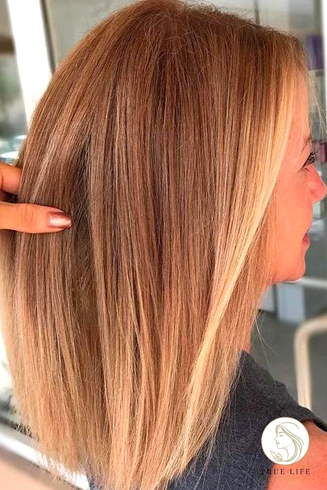 13 Cute Medium Length Hairstyles Everyone Is Pinning Right Now 9 Sleek Straight Bob With Blunt Ends