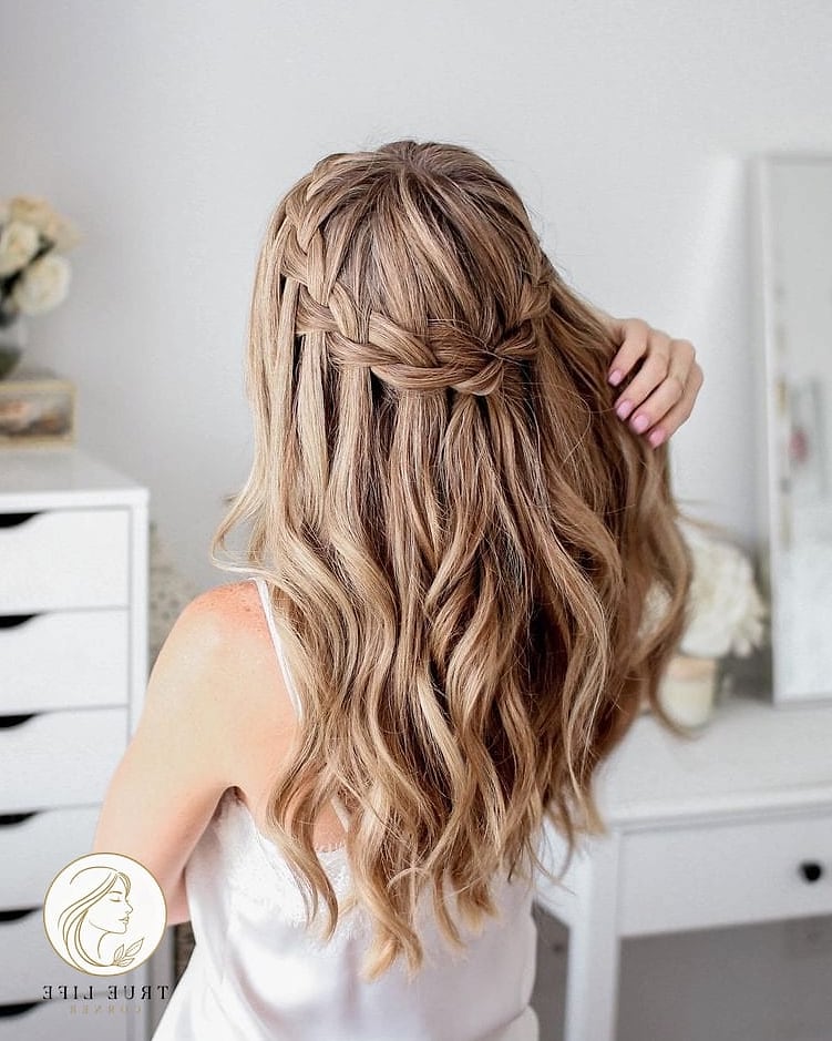 11 Formal Hairstyles For Long Hair Ideas You Need to Try Right Now 5 Soft Waterfall Waves
