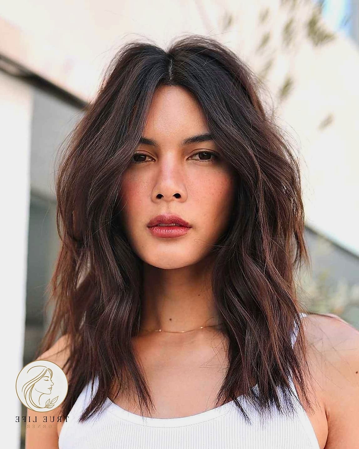 Textured Lob With Face-Framing Layers