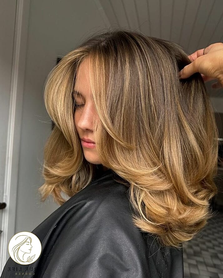 23 Prom Hairstyles For Medium Hair for When You Need a Fresh Change 4 Voluminous Blowout With Loose Waves