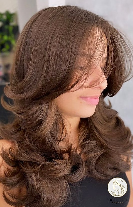 17 Cute Hairstyles For Long Hair Inspo That's Giving Us Everything 6 Voluminous Blowout