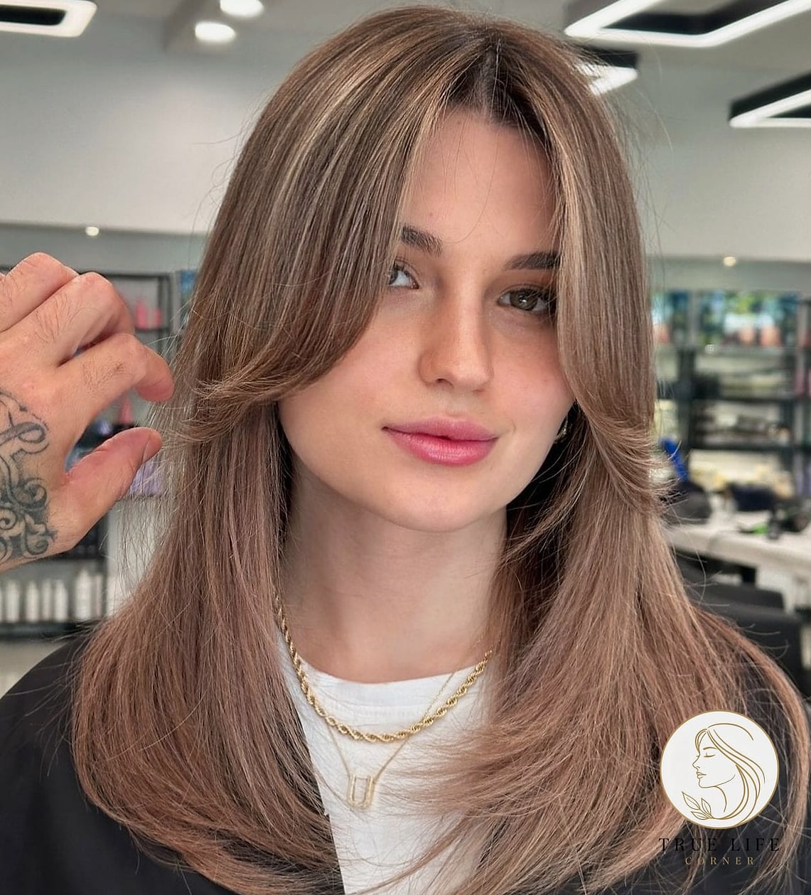9 Simple Hairstyles For Long Hair You'll Want to Re-Create Immediately 7 Curtain Bangs with Loose Layers