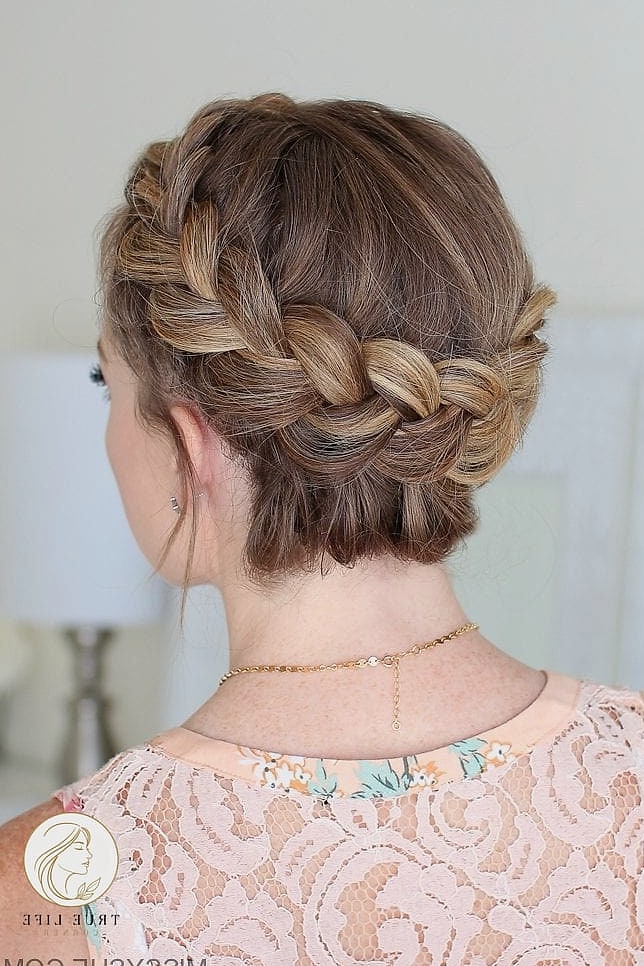 14 Cool Braid Hairstyles to Transform Your Look Instantly 4 Dutch Braid Crown