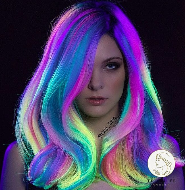 18 Easy Long Hairstyles for the Ultimate Glow Up 15 Long Hair with Subtle Lowlights