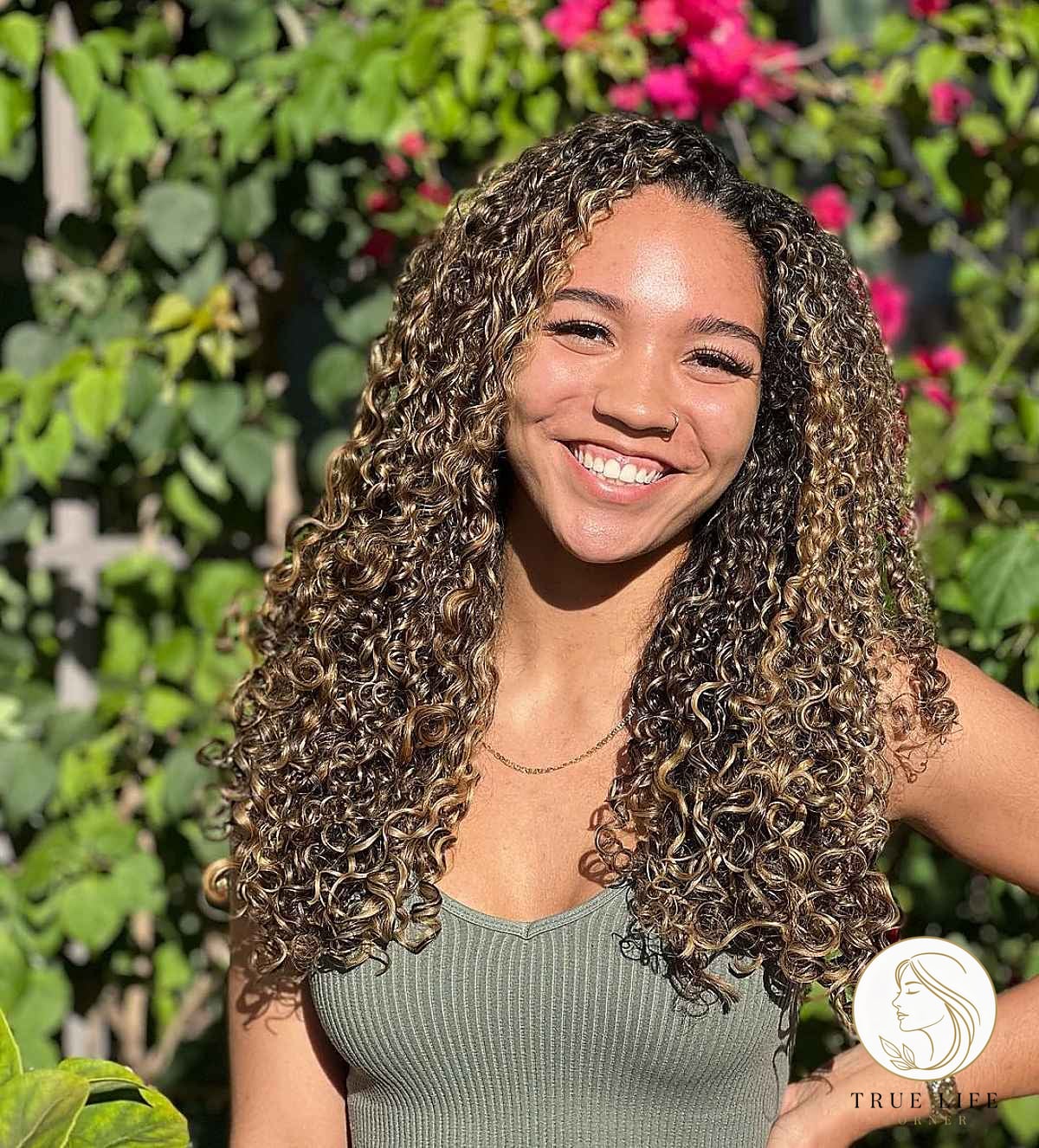 18 Hair Cut For Long Hair With Layers V Cut You'll Want to Re-Create Immediately 16 Long Layered Haircut for Highlighted Curls