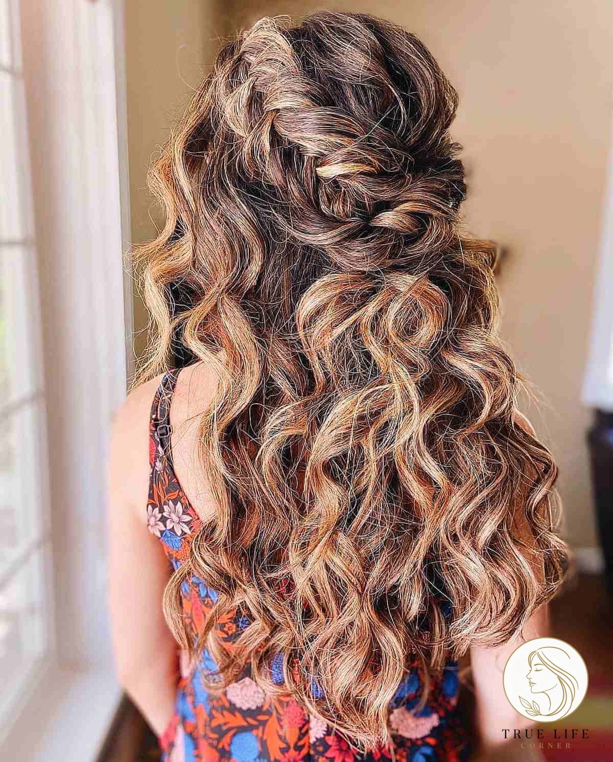 27 Side Braid Hairstyles Everyone Is Pinning Right Now 21 Modern Half Up Side Braid