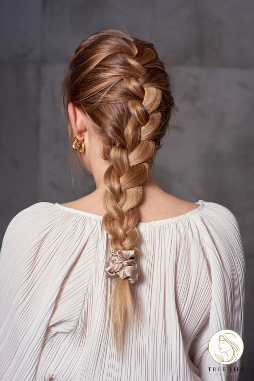 17 Gorgeous French Braid Hairstyles for Every Hair Type 8 One French Braid Tutorial