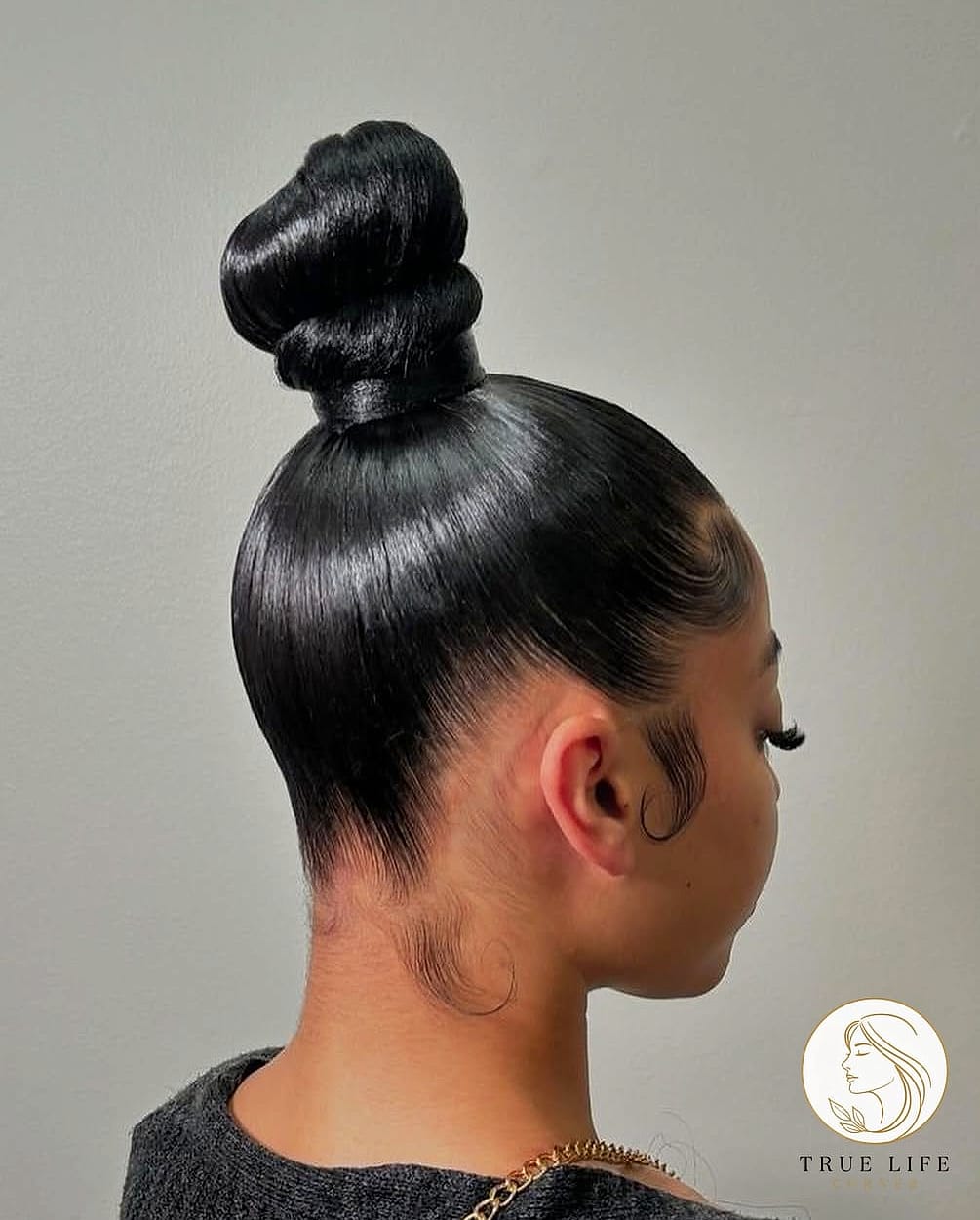 30 Bun Hairstyles For Long Hair That Belong on Your Inspiration Board 10 Top Knot Bun